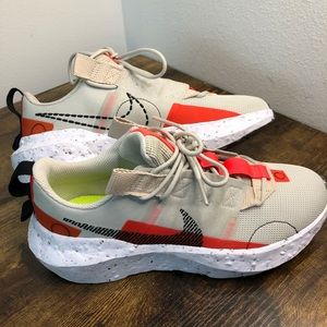 Nike space hippie crater low women’s shoe